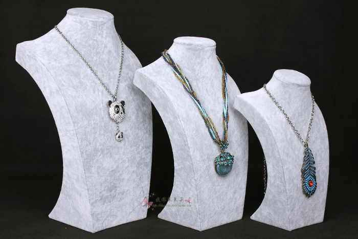 New Fashion Bust Mannequin Nec - Body Jewelry On Sale のレビューと価格