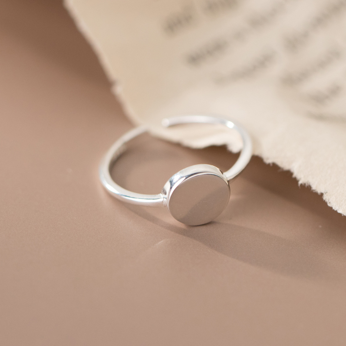 925 Sterling Silver Smooth Sur - Body Jewelry Wholesale のレビューと価格