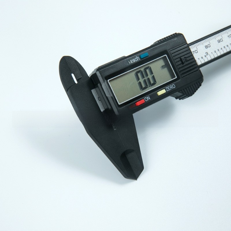 Electronic Digital Caliper 150 - Body Jewelry Measurements のレビューと価格