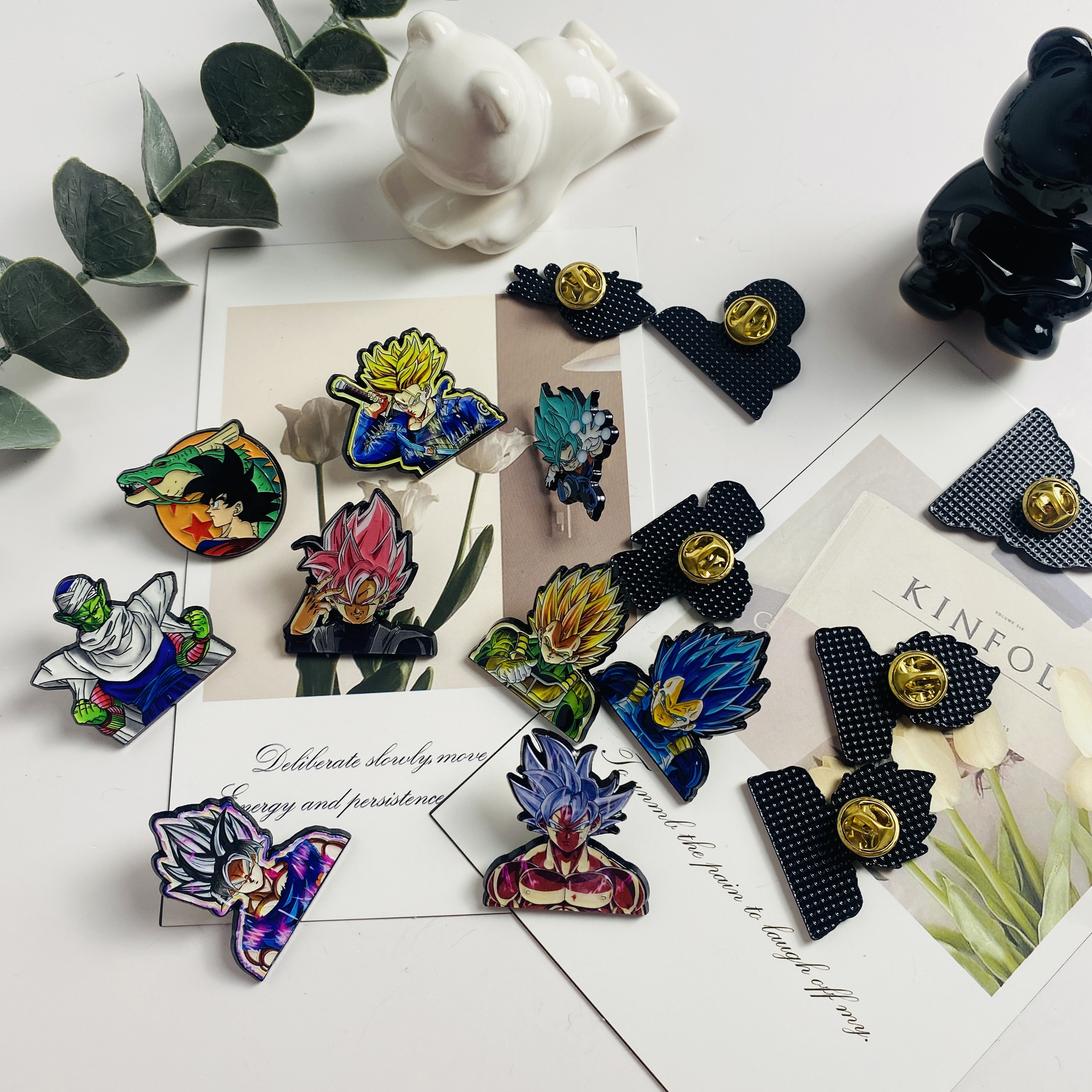 Animal Anime Enamel Pins Carto - Body Jewelry Wholesale のレビューと価格